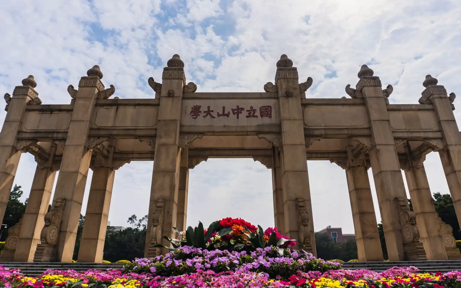 重庆邦达斯充电模块与配电柜配套选型方案