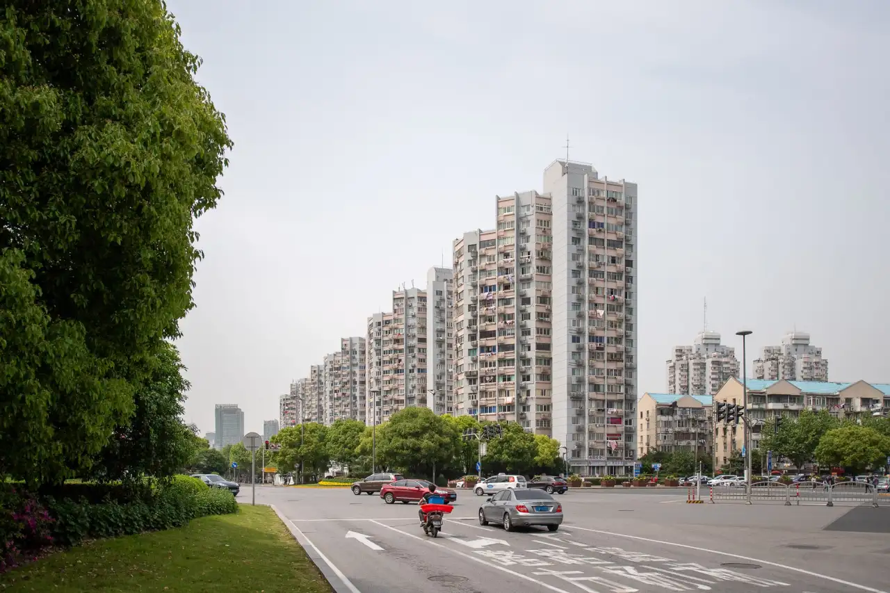 重庆充电桩安装施工要点与配电柜选型适配指南
